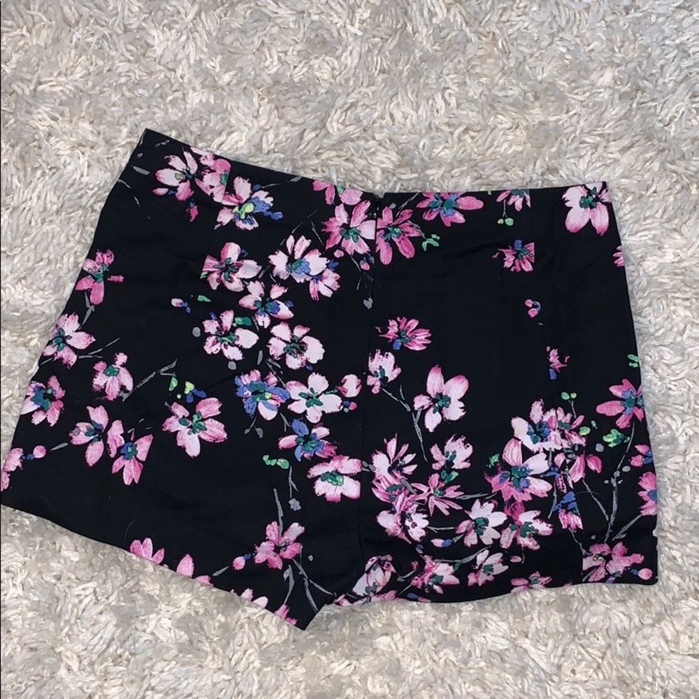 Flowered Skort - Picture 3 of 3
